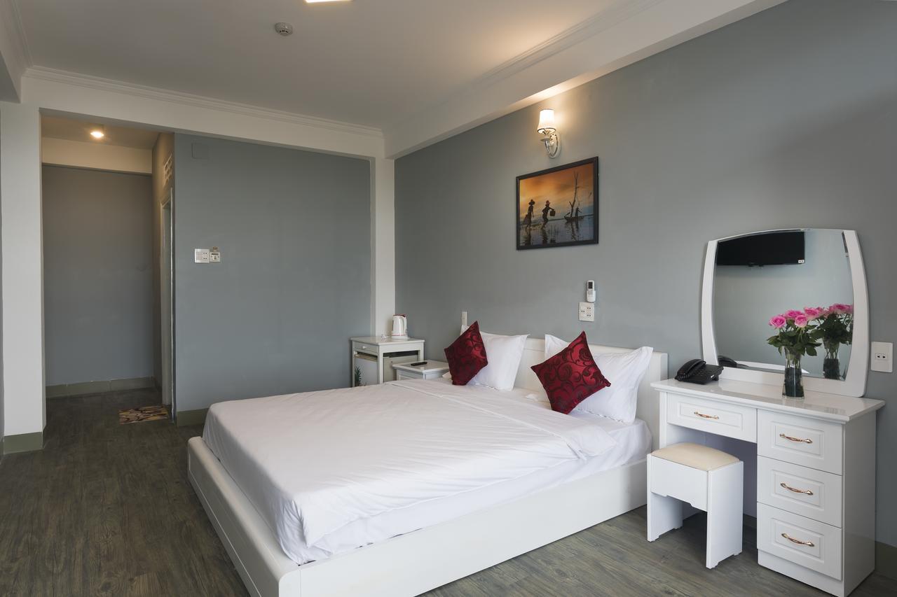 Montana Hotel Nha Trang Buitenkant foto